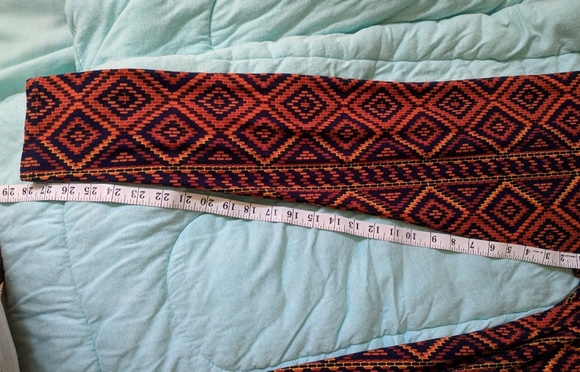 LuLaRoe Aztec Tall & Curvy Leggings - Picture 6 of 7